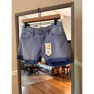 Comfort Denim Cuffed Shorts Size 6